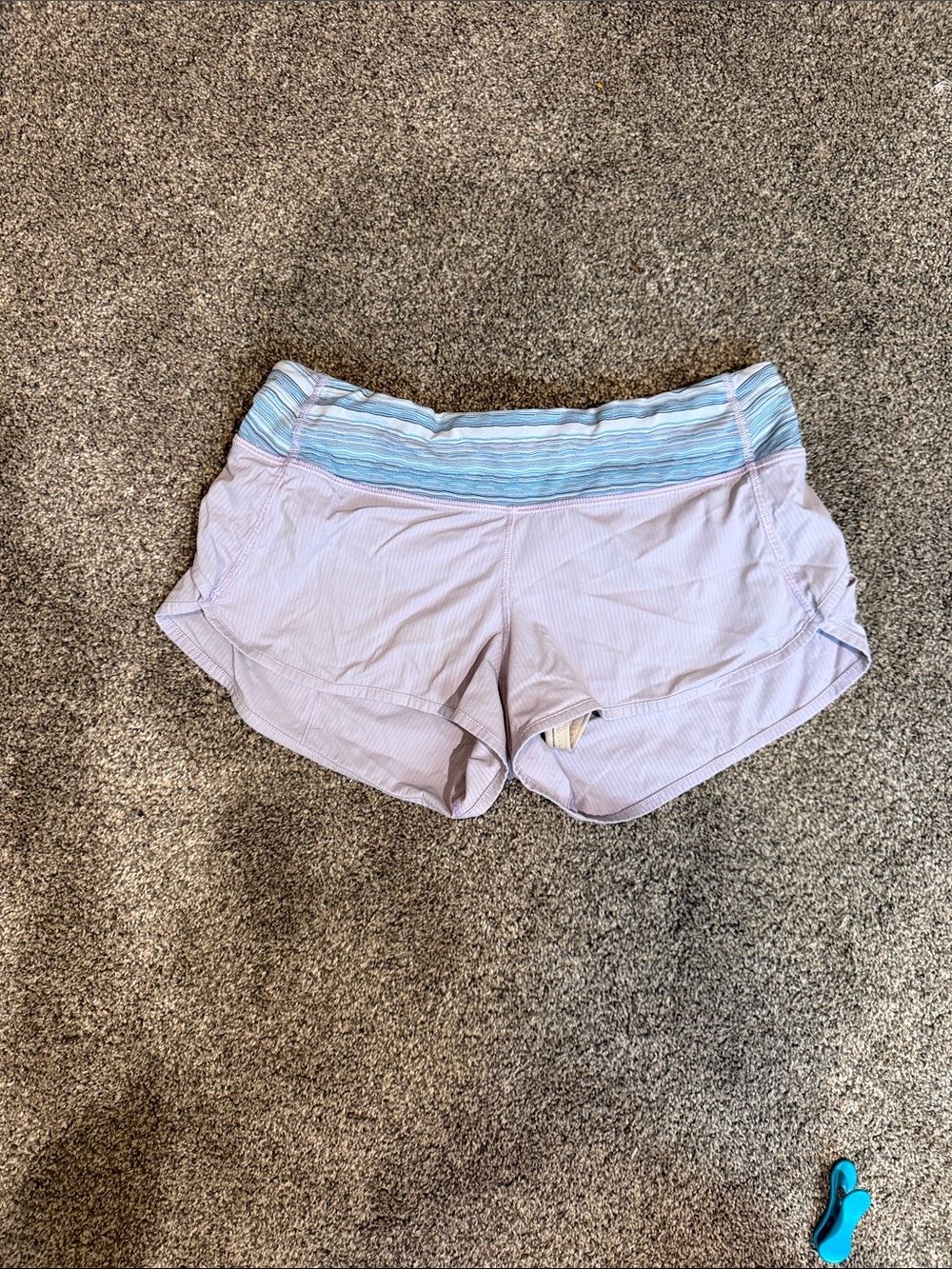 Lululemon 2.5 inseam speed up low shorts!!!